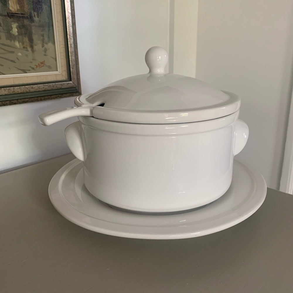 Vintage Dansk DAN84 White Ceramic Soup Tureen with Lid Underplate Ladel GUC Disc